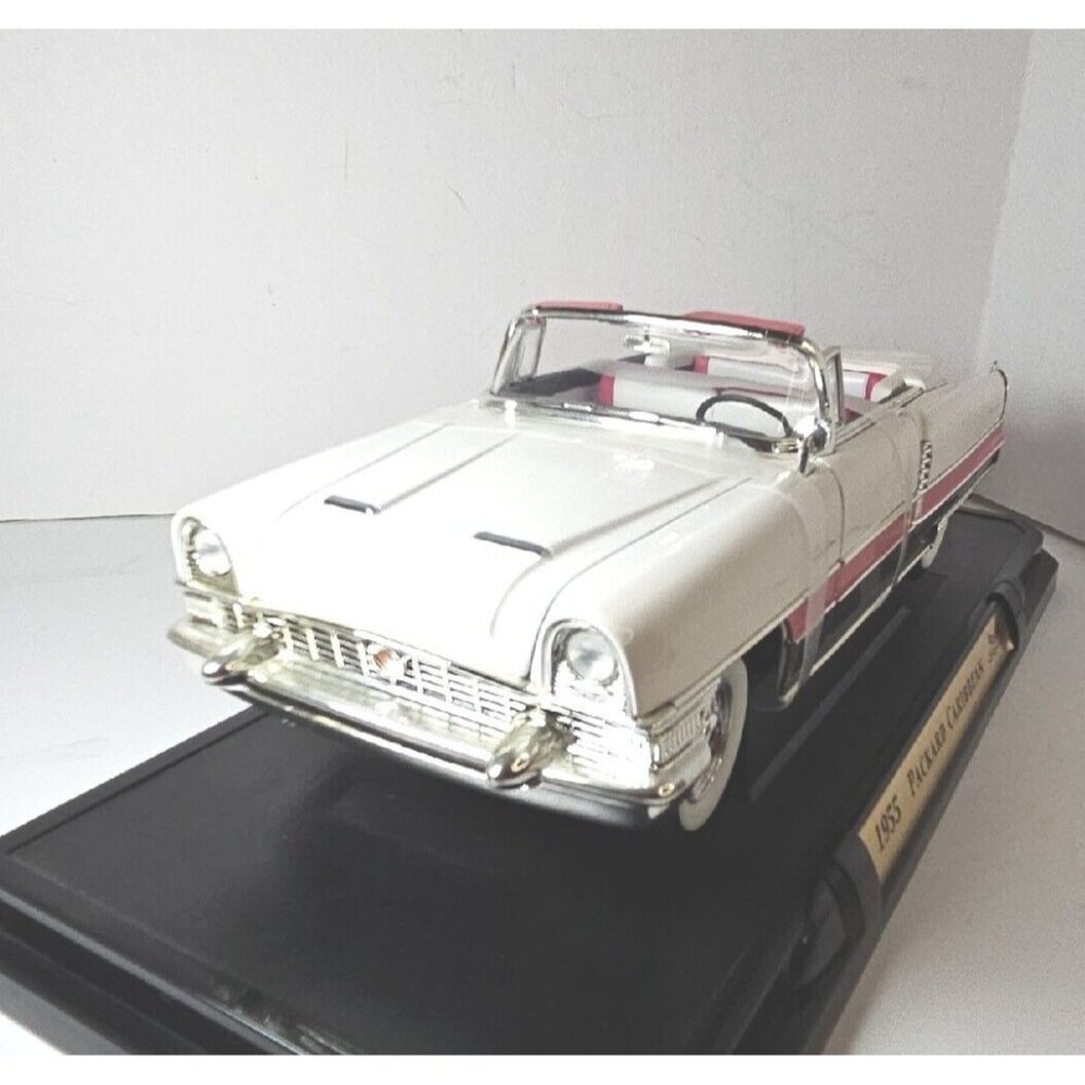 1955 Packard Caribbean 1:18 Diecast Convertible Hood Doors Open Moveable Wheels